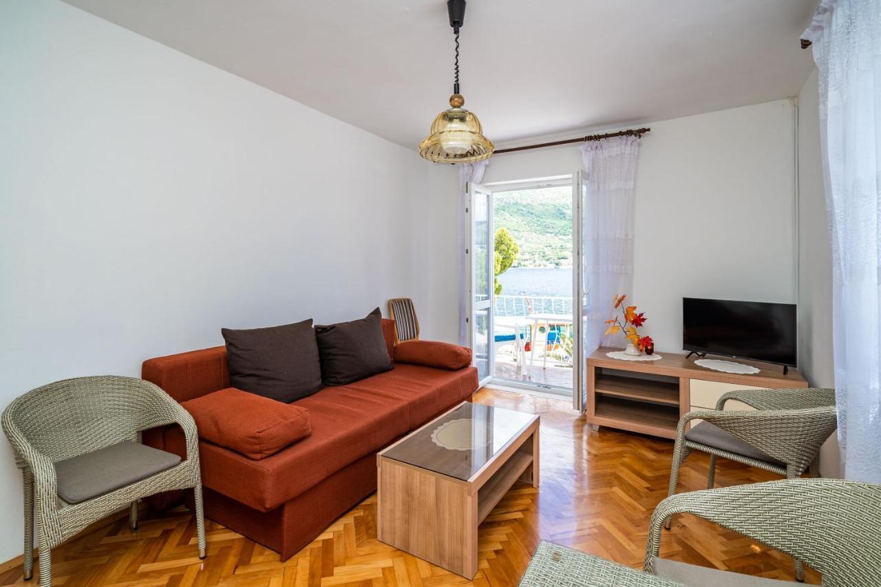 Apartments Zarac ดูบรอฟนิก ภายนอก รูปภาพ